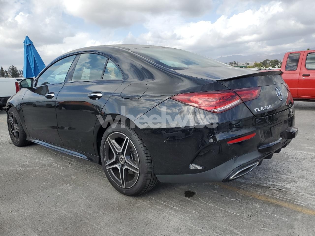 Photo 2 of 2022 MERCEDES-BENZ CLA 250 (VIN W1K5J4GB2NN314086)