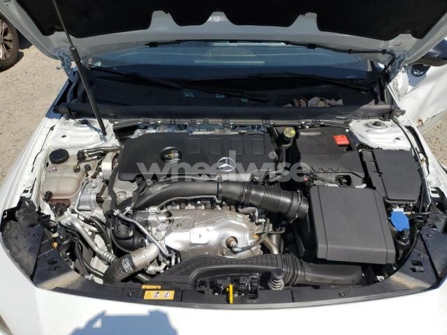 Photo 2 of 2022 MERCEDES-BENZ CLA 250 (VIN W1K5J4GB7NN300510)