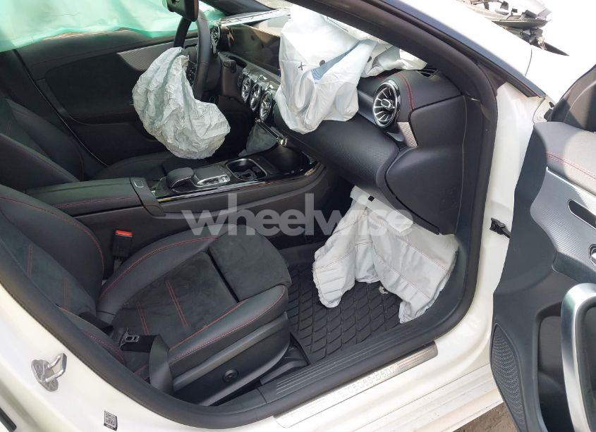 Photo 5 of 2020 Mercedes-benz Cla 250 4MATIC (VIN W1K5J4HB1LN122685)