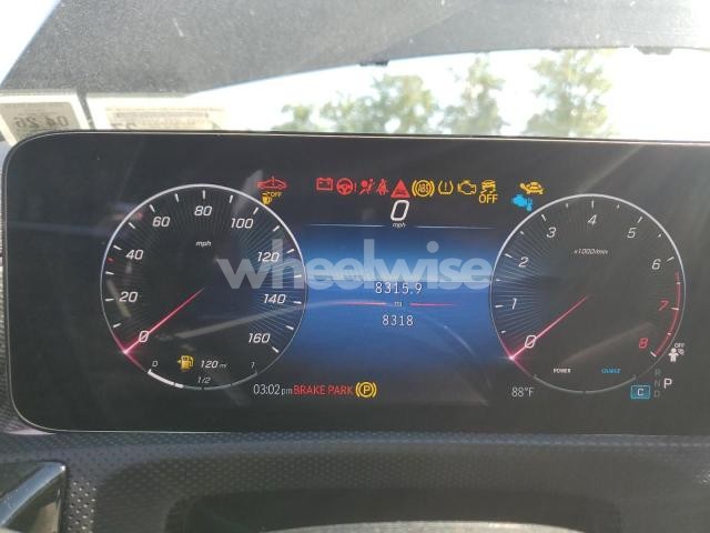 Photo 2 of 2025 MERCEDES-BENZ CLA 250 4MATIC (VIN W1K5J4HB1SN484238)