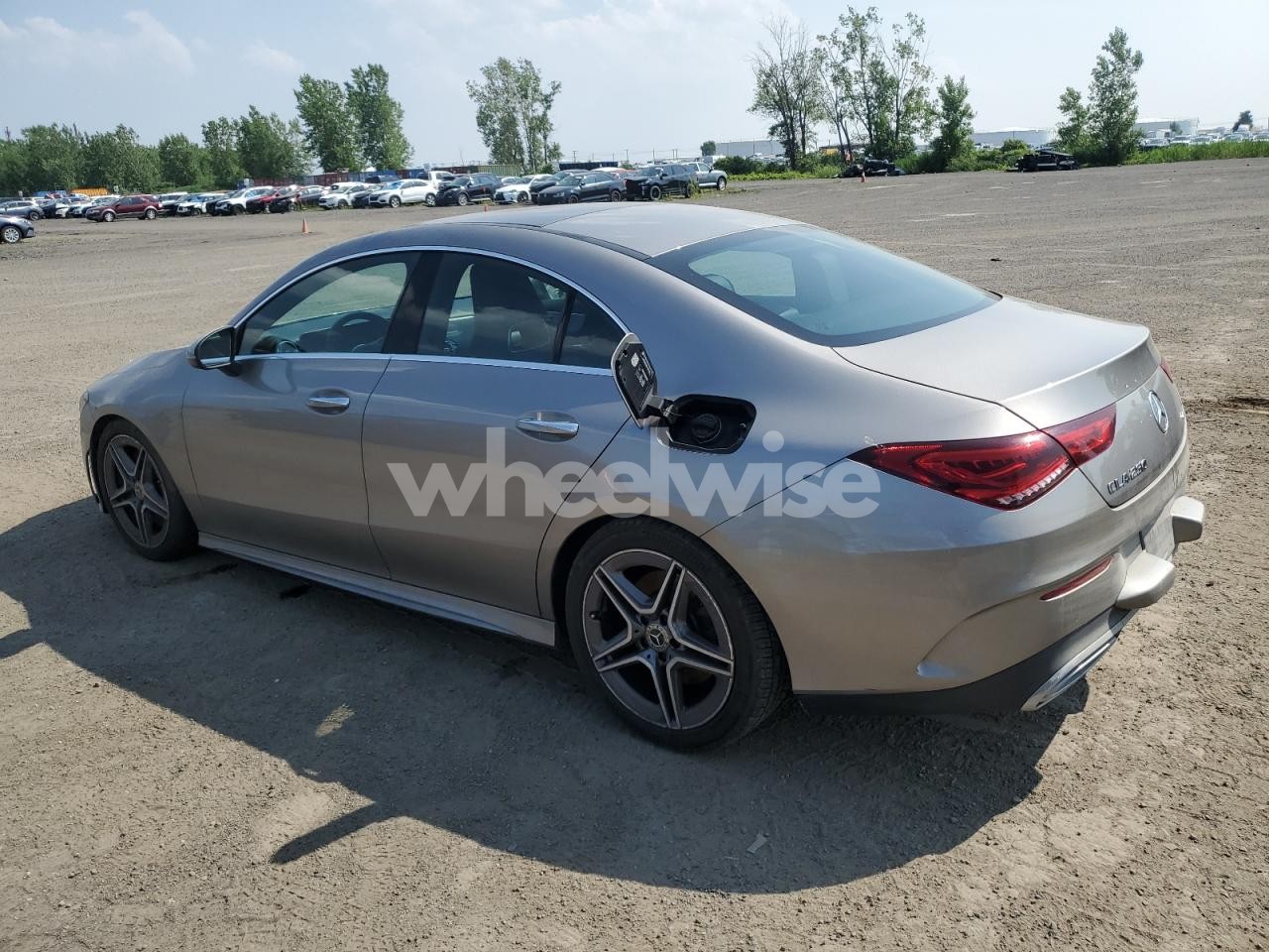 Photo 2 of 2020 MERCEDES-BENZ CLA 250 4MATIC (VIN W1K5J4HB8LN107357)