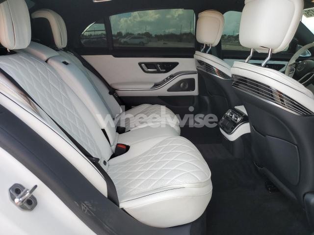 Photo 5 of 2025 MERCEDES-BENZ S 580 4MATIC (VIN W1K6G7GB3SA341207)