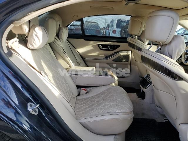 Photo 10 of 2022 MERCEDES-BENZ S 580 4MATIC (VIN W1K6G7GB4NA130280)