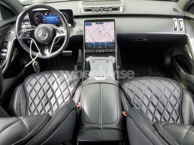 Photo 2 of 2022 MERCEDES-BENZ S 580 4MATIC (VIN W1K6G7GB5NA130644)