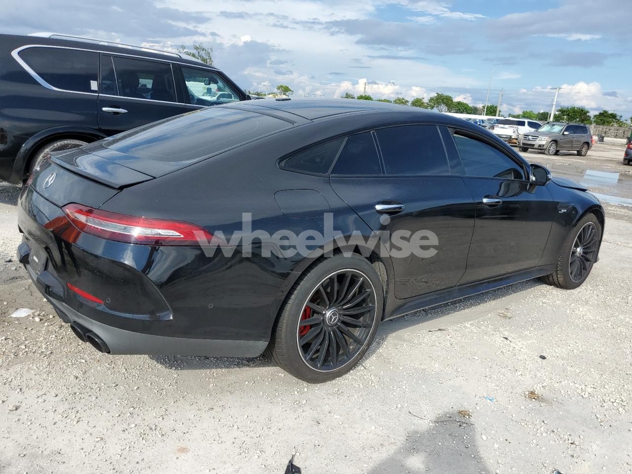 Photo 3 of 2022 MERCEDES-BENZ AMG GT 43 (VIN W1K7X5KB4NA048940)