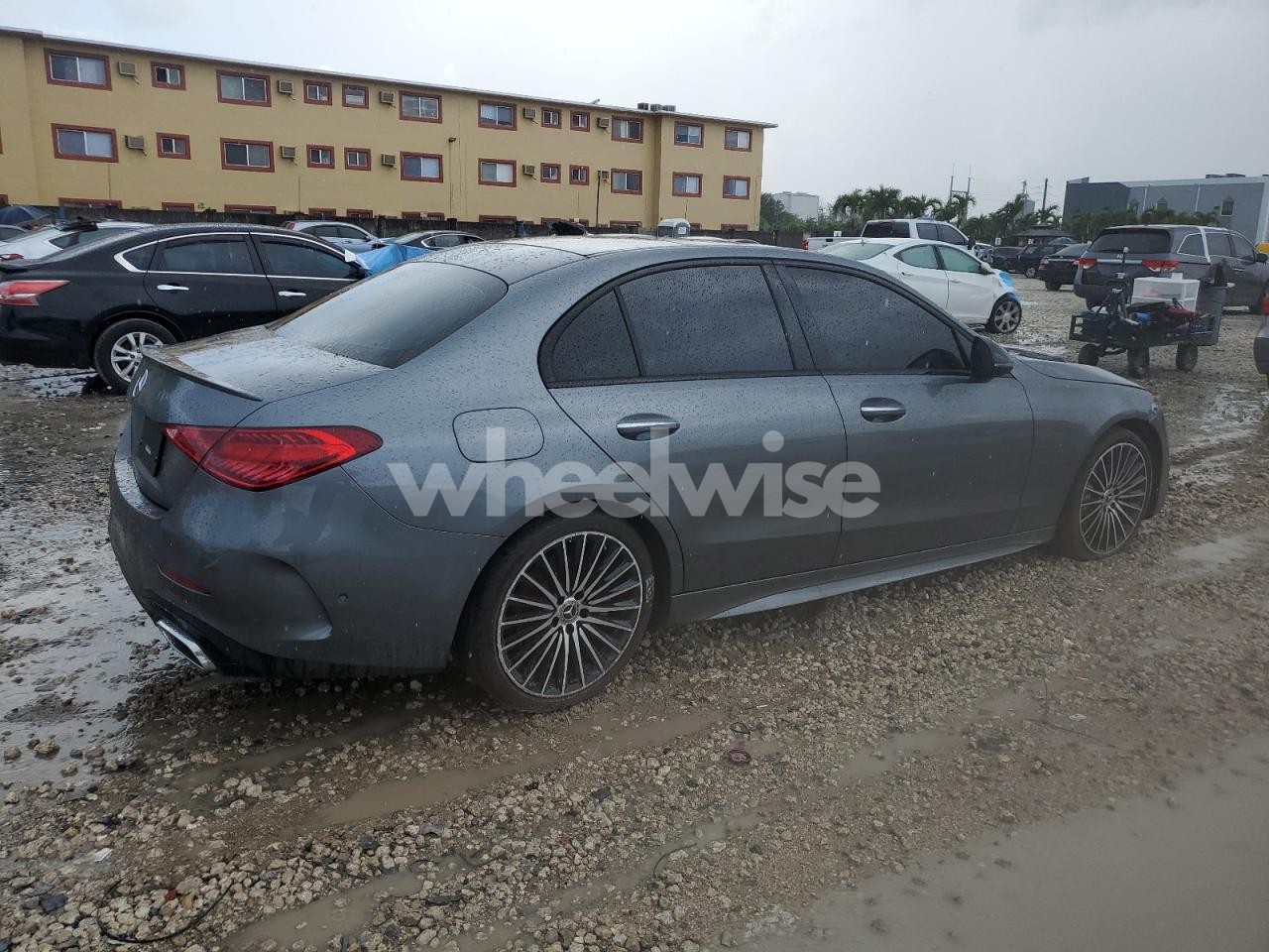 Photo 3 of 2024 MERCEDES-BENZ C 300 (VIN W1KAF4GB5RR223375)