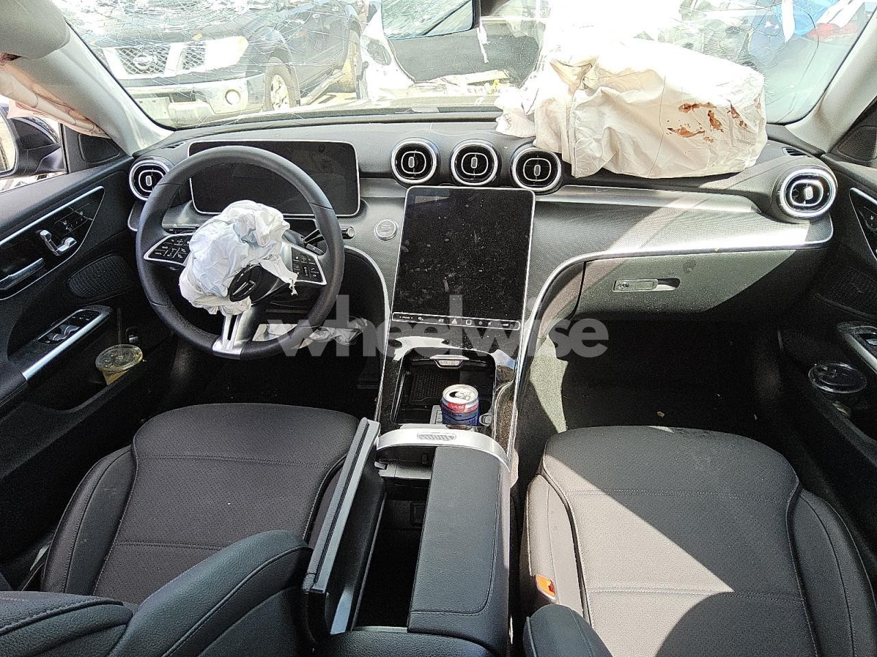 Photo 8 of 2025 MERCEDES-BENZ C 300 (VIN W1KAF4GB7SR250941)