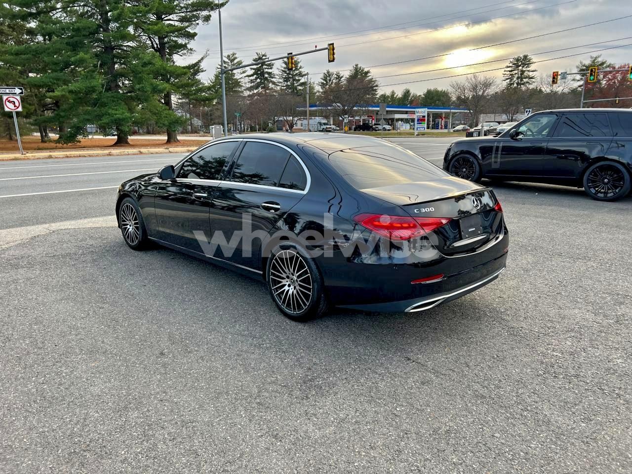 Photo 3 of 2022 MERCEDES-BENZ C 300 (VIN W1KAF4GB9NR020192)