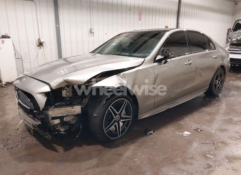 Photo 2 of 2024 Mercedes-benz C 300 (VIN W1KAF4HB4RR160784)