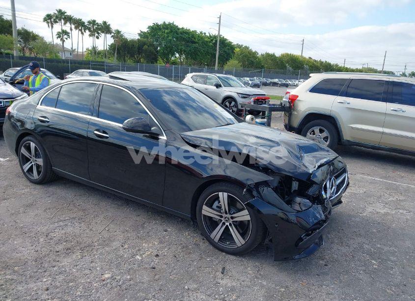 2025 Mercedes-benz C 300 (VIN W1KAF4HB4SR251544) main photo