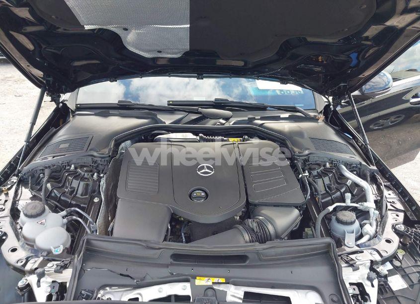 Photo 10 of 2025 Mercedes-benz C 300 (VIN W1KAF4HB4SR251544)
