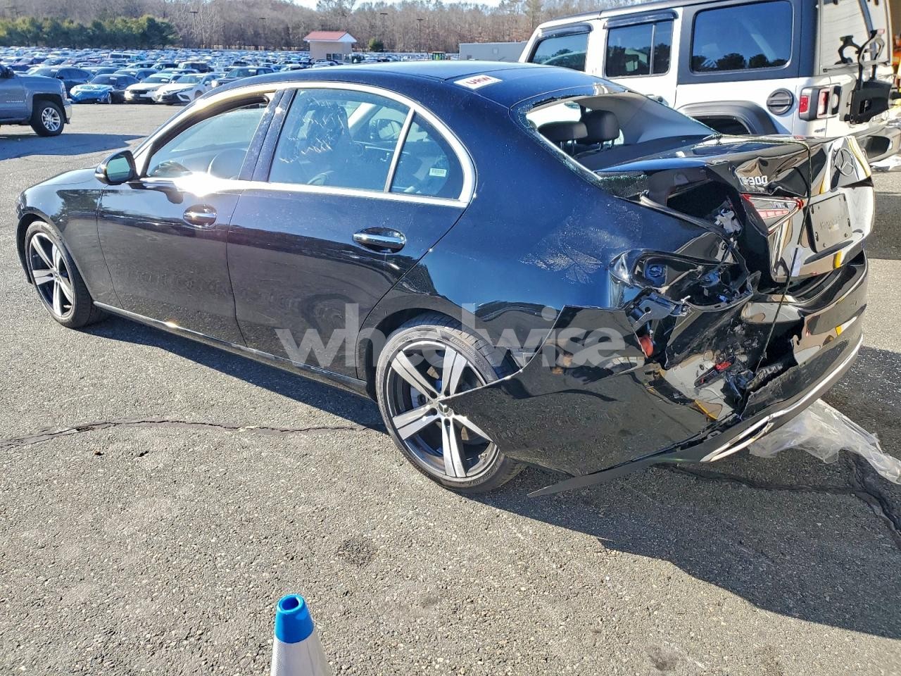 Photo 2 of 2025 MERCEDES-BENZ C 300 4MATIC (VIN W1KAF4HBXSR265366)