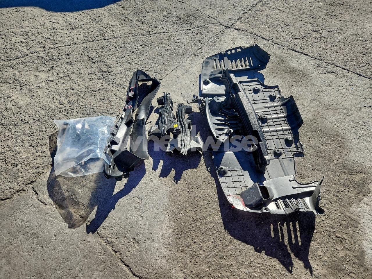 Photo 12 of 2025 MERCEDES-BENZ C 43 AMG (VIN W1KAF8HB7SR256938)