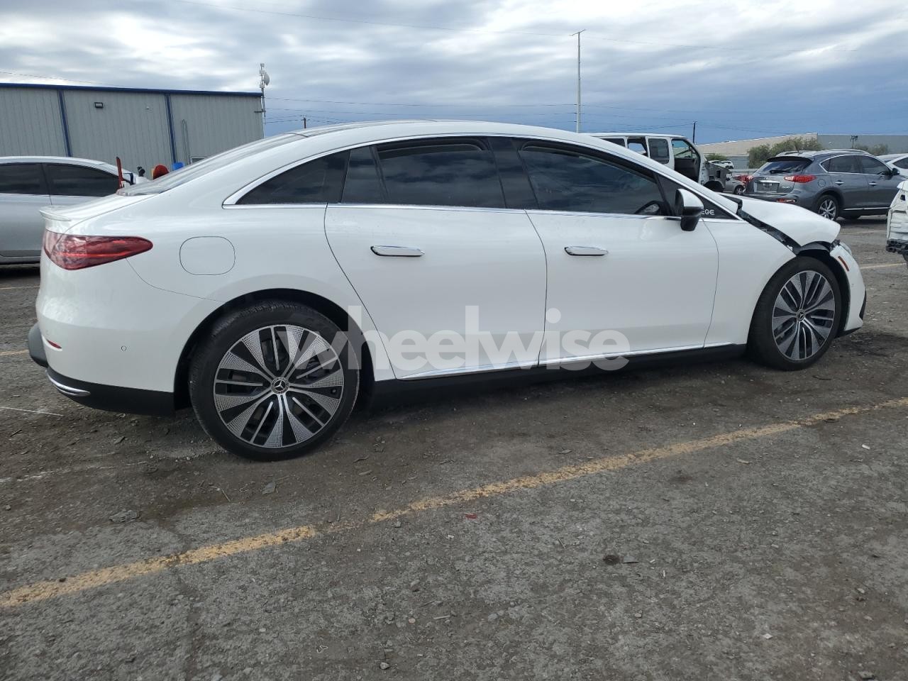 Photo 3 of 2025 MERCEDES-BENZ EQE SEDAN 350+ (VIN W1KEG2BBXSF068288)