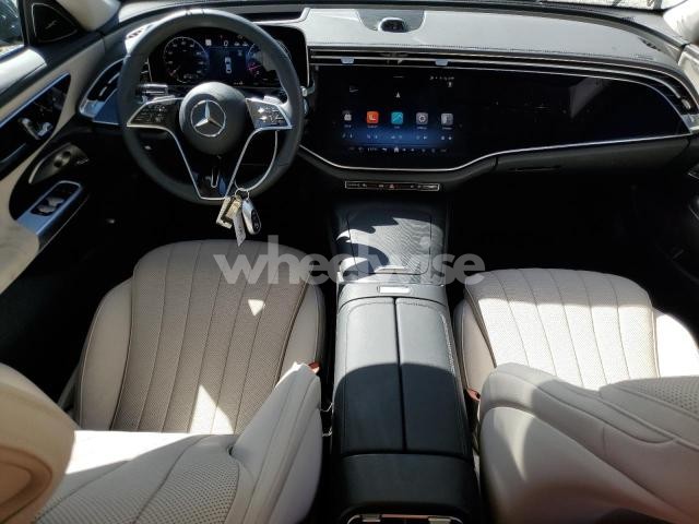 Photo 4 of 2024 MERCEDES-BENZ E 350 4MATIC (VIN W1KLF4HB1RA081807)