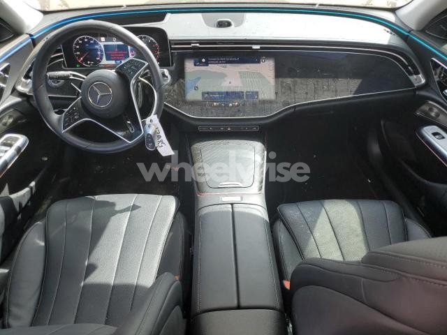 Photo 12 of 2025 MERCEDES-BENZ E 350 4MATIC (VIN W1KLF4HB2SA110981)