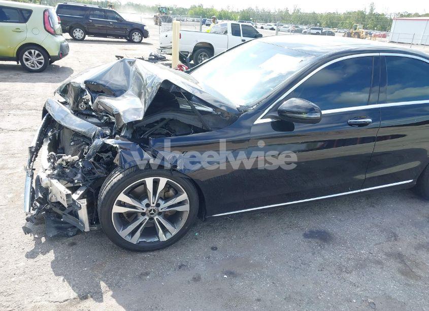 Photo 6 of 2021 Mercedes-benz C 300 SEDAN (VIN W1KWF8DB0MR610135)