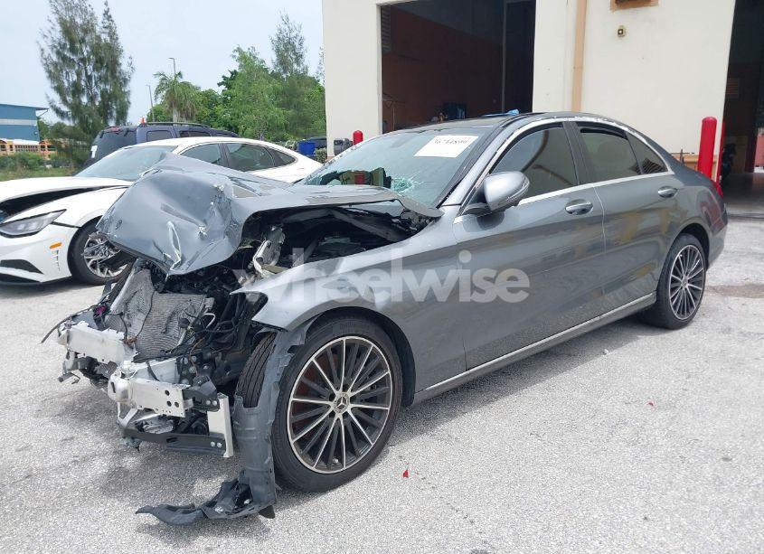 Photo 2 of 2021 Mercedes-benz C 300 (VIN W1KWF8DB6MR650672)
