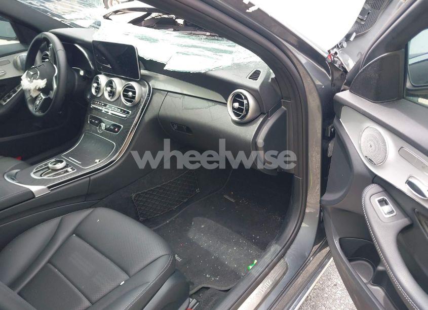 Photo 5 of 2021 Mercedes-benz C 300 (VIN W1KWF8DB6MR650672)