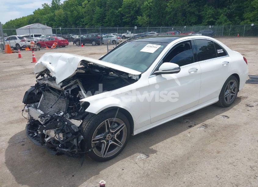 Photo 2 of 2021 Mercedes-benz C 300 4MATIC (VIN W1KWF8EB4MR639409)