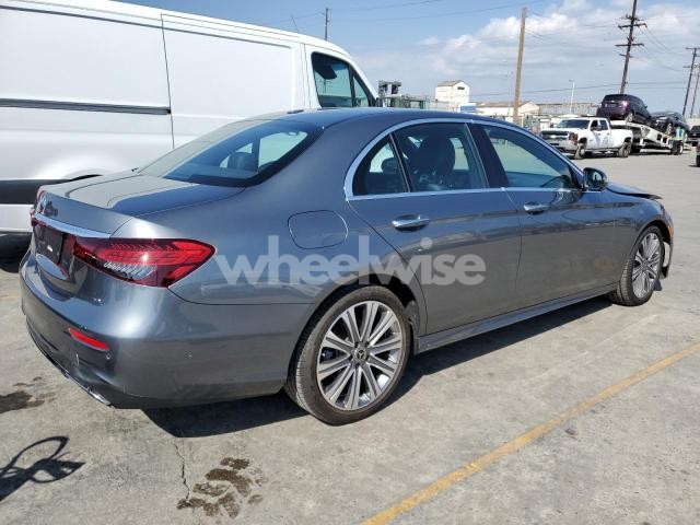 Photo 5 of 2021 MERCEDES-BENZ E 350 N/A (VIN W1KZF8DB0MA934455)