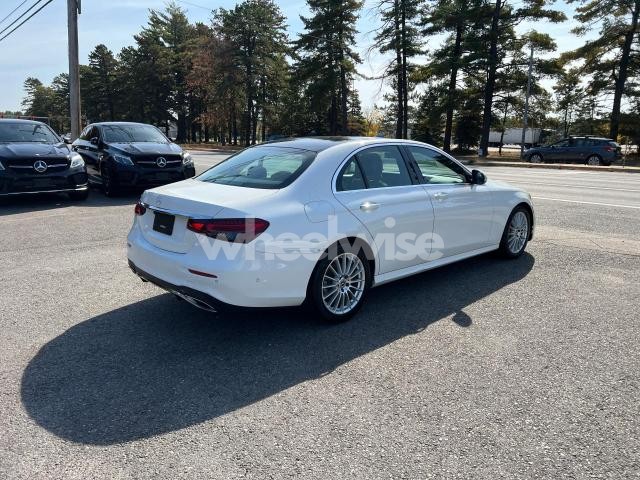 Photo 2 of 2021 MERCEDES-BENZ E 350 N/A (VIN W1KZF8DB6MA924819)