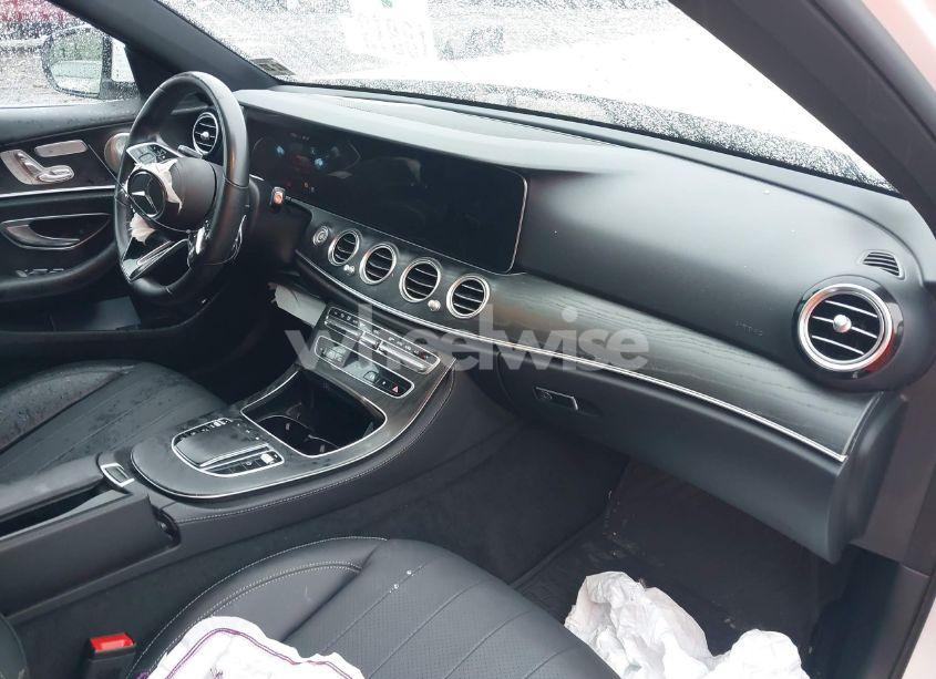 Photo 5 of 2023 Mercedes-benz E 350 4MATIC (VIN W1KZF8EB3PB099299)