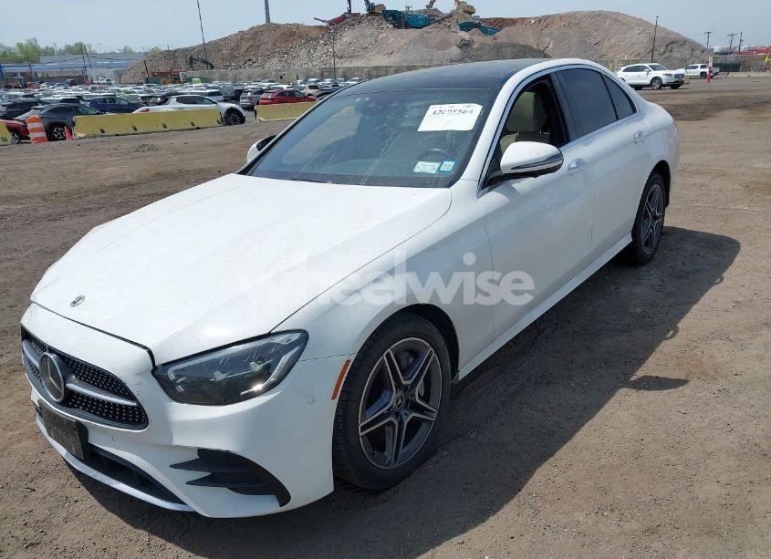 Photo 2 of 2023 Mercedes-benz E 350 4MATIC (VIN W1KZF8EB4PB161485)