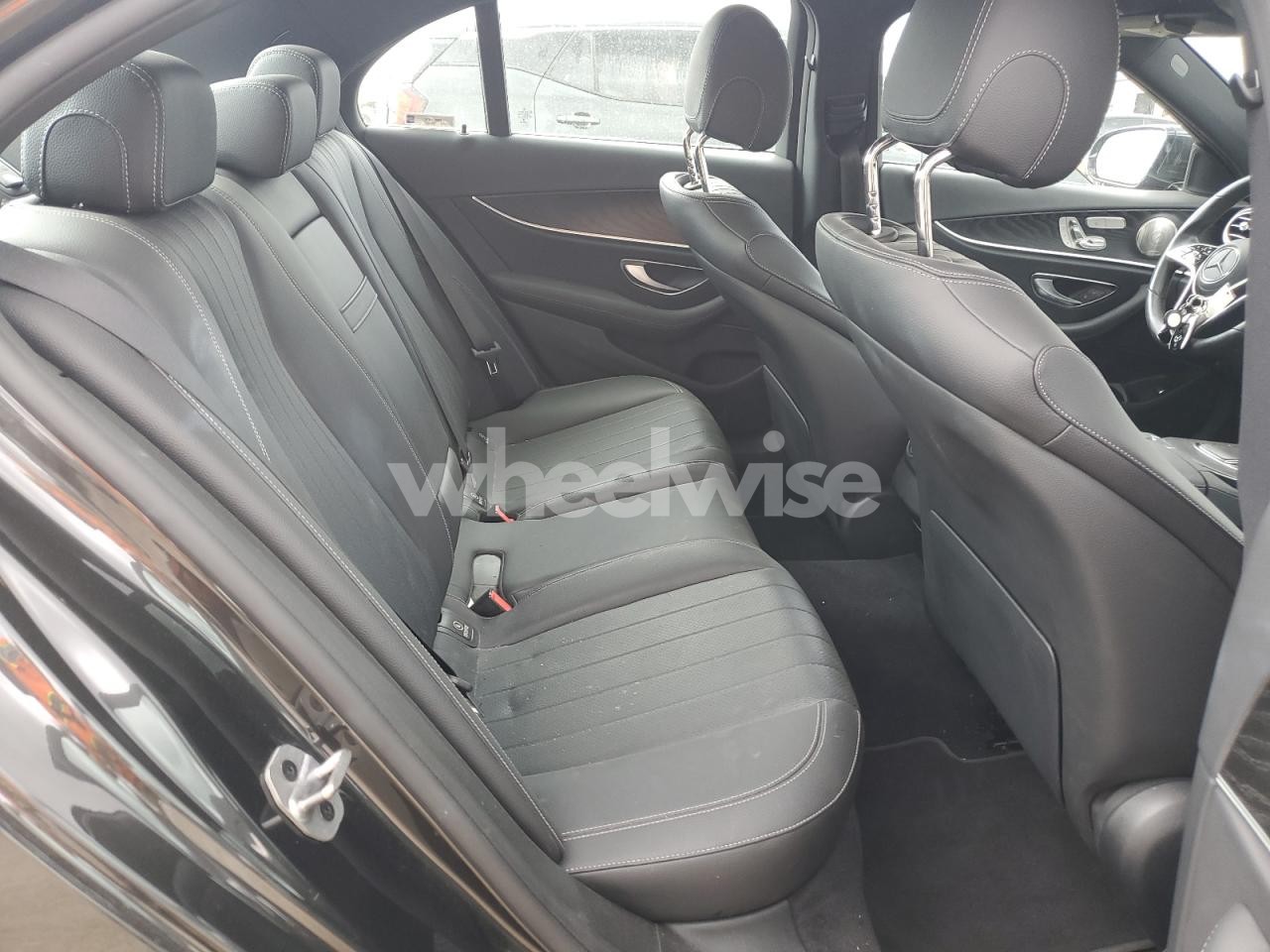 Photo 10 of 2022 MERCEDES-BENZ E 350 4MATIC (VIN W1KZF8EB9NB073254)