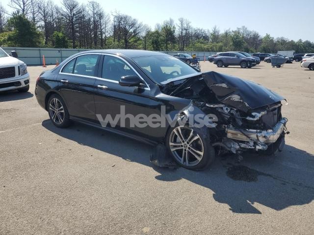 Photo 3 of 2022 MERCEDES-BENZ E 350 4MATIC (VIN W1KZF8EB9NB094346)