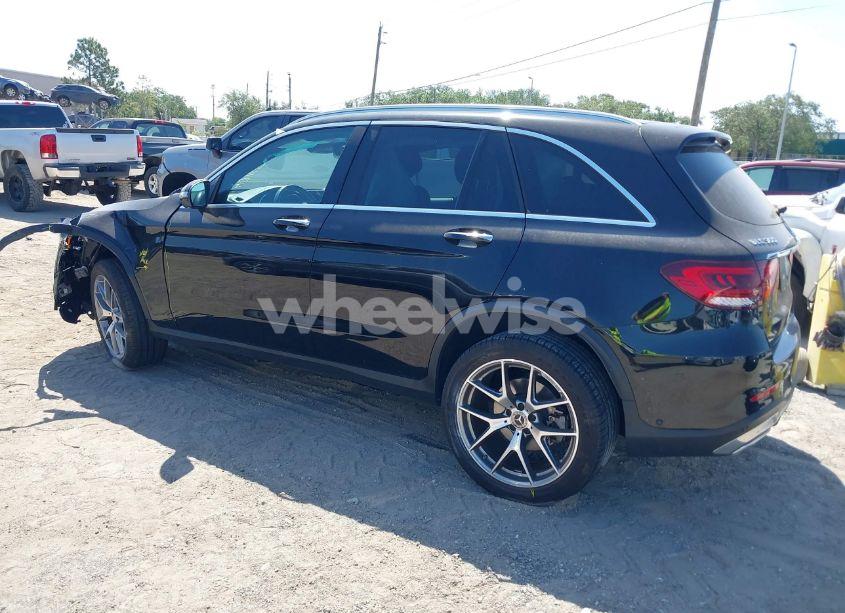 Photo 3 of 2022 Mercedes-benz Glc 300 SUV (VIN W1N0G8DB0NV346185)