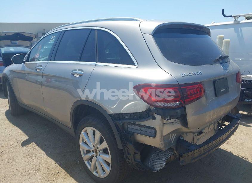 Photo 3 of 2020 Mercedes-benz Glc 300 (VIN W1N0G8DB1LF805165)