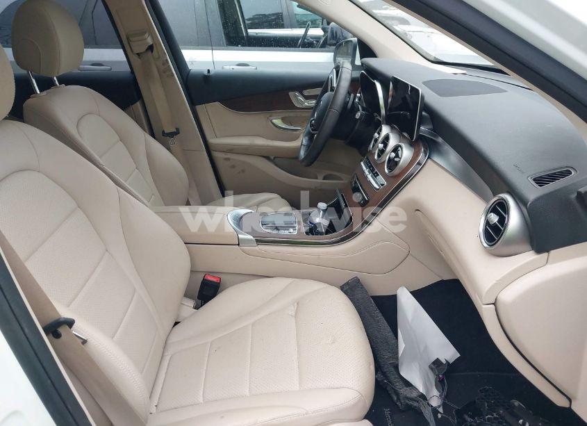 Photo 5 of 2021 Mercedes-benz Glc 300 SUV (VIN W1N0G8DB6MF874838)