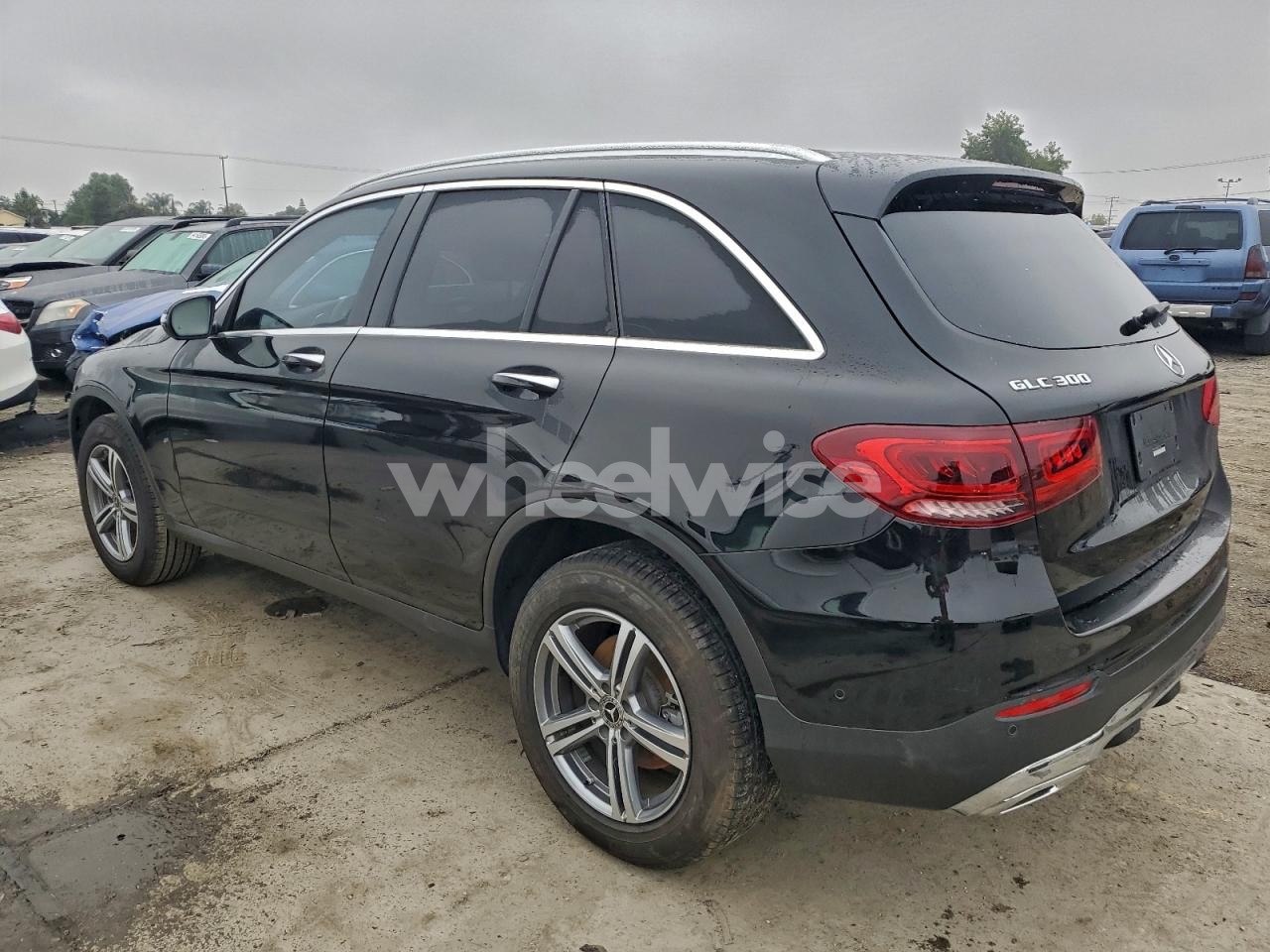 Photo 2 of 2022 MERCEDES-BENZ GLC 300 (VIN W1N0G8DB8NV400722)