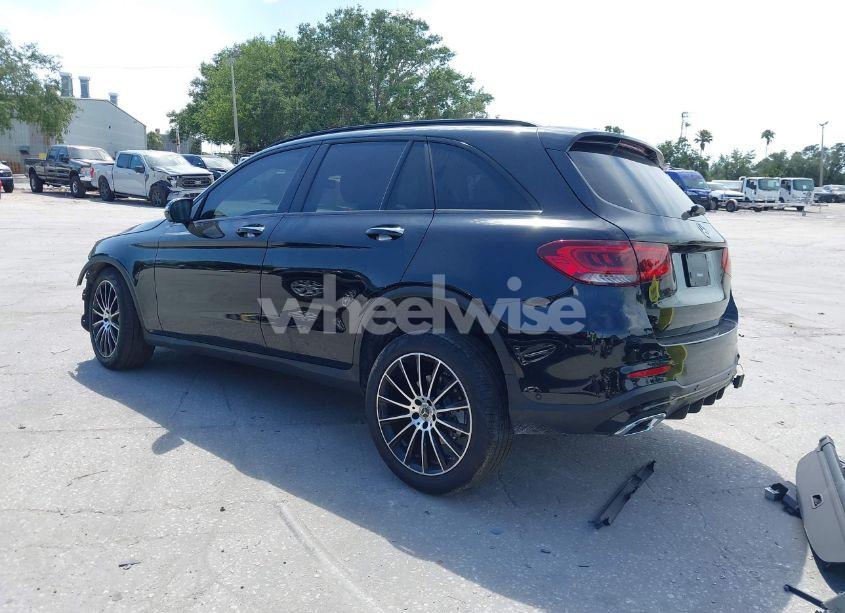 Photo 3 of 2022 Mercedes-benz Glc 300 SUV (VIN W1N0G8DBXNV370574)