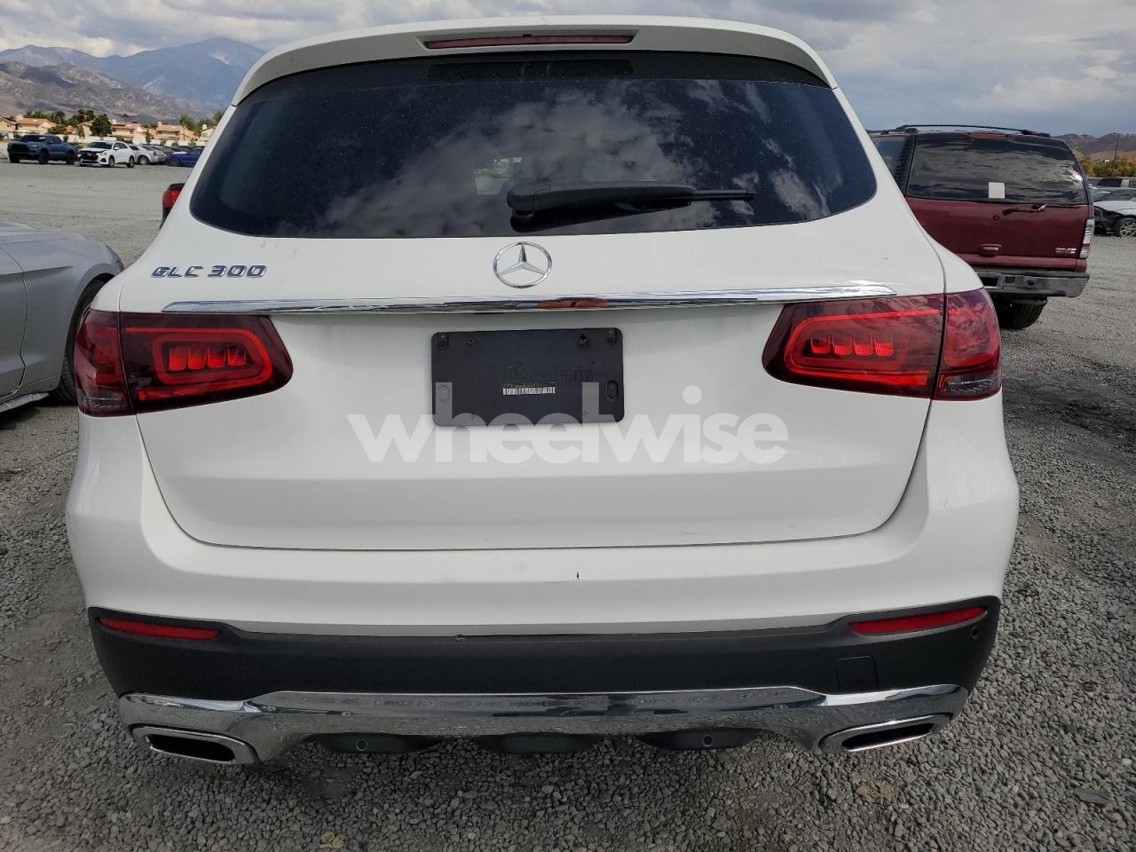 Photo 6 of 2022 MERCEDES-BENZ GLC 300 (VIN W1N0G8DBXNV398505)