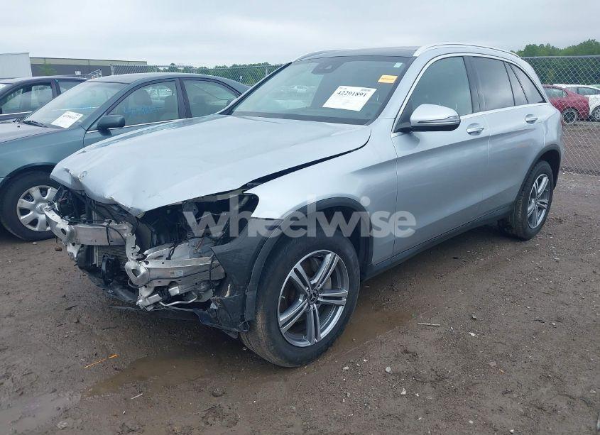 Photo 2 of 2021 Mercedes-benz Glc 300 4MATIC SUV (VIN W1N0G8EB0MF918170)