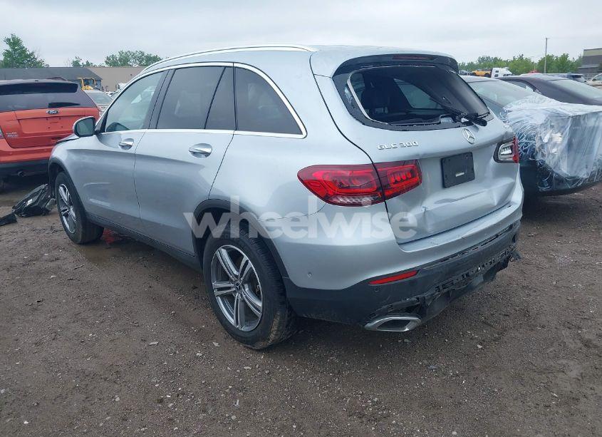 Photo 3 of 2021 Mercedes-benz Glc 300 4MATIC SUV (VIN W1N0G8EB0MF918170)