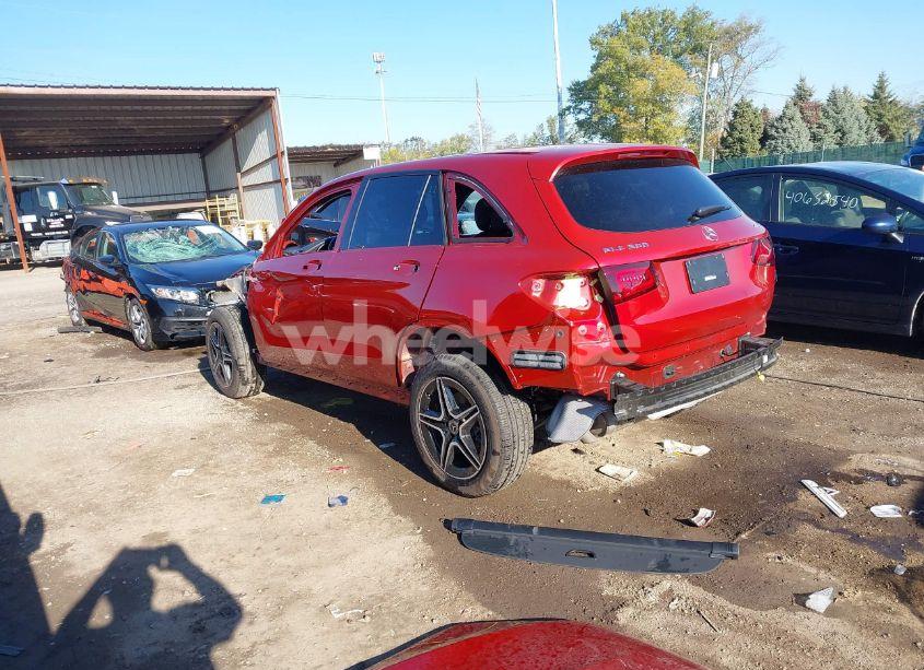 Photo 3 of 2022 Mercedes-benz Glc 300 4MATIC SUV (VIN W1N0G8EB1NV368792)