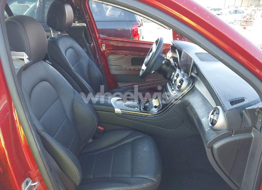 Photo 5 of 2022 Mercedes-benz Glc 300 4MATIC SUV (VIN W1N0G8EB1NV368792)