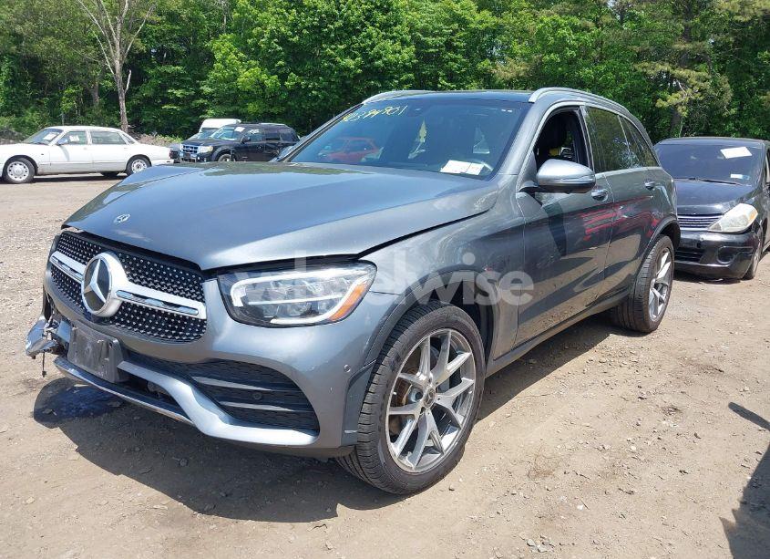 Photo 2 of 2021 Mercedes-benz Glc 300 4MATIC SUV (VIN W1N0G8EB2MF885141)