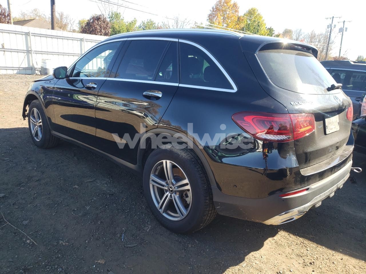 Photo 2 of 2021 MERCEDES-BENZ GLC 300 4MATIC (VIN W1N0G8EB2MF965393)