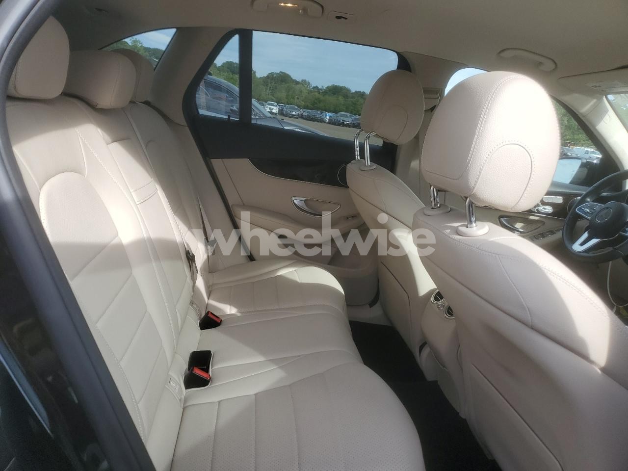 Photo 10 of 2021 MERCEDES-BENZ GLC 300 4MATIC (VIN W1N0G8EB3MF960297)