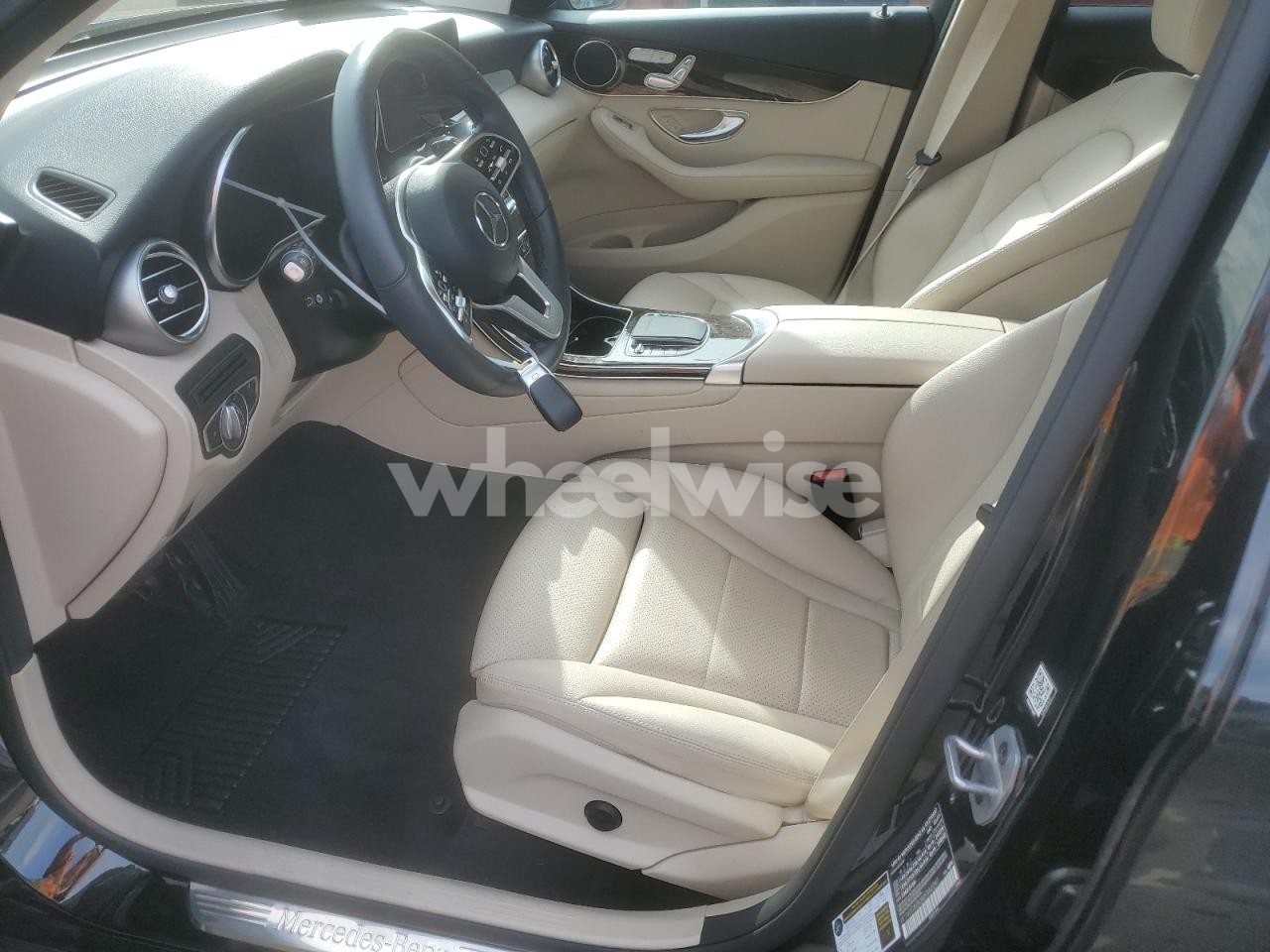 Photo 7 of 2021 MERCEDES-BENZ GLC 300 4MATIC (VIN W1N0G8EB3MF960297)