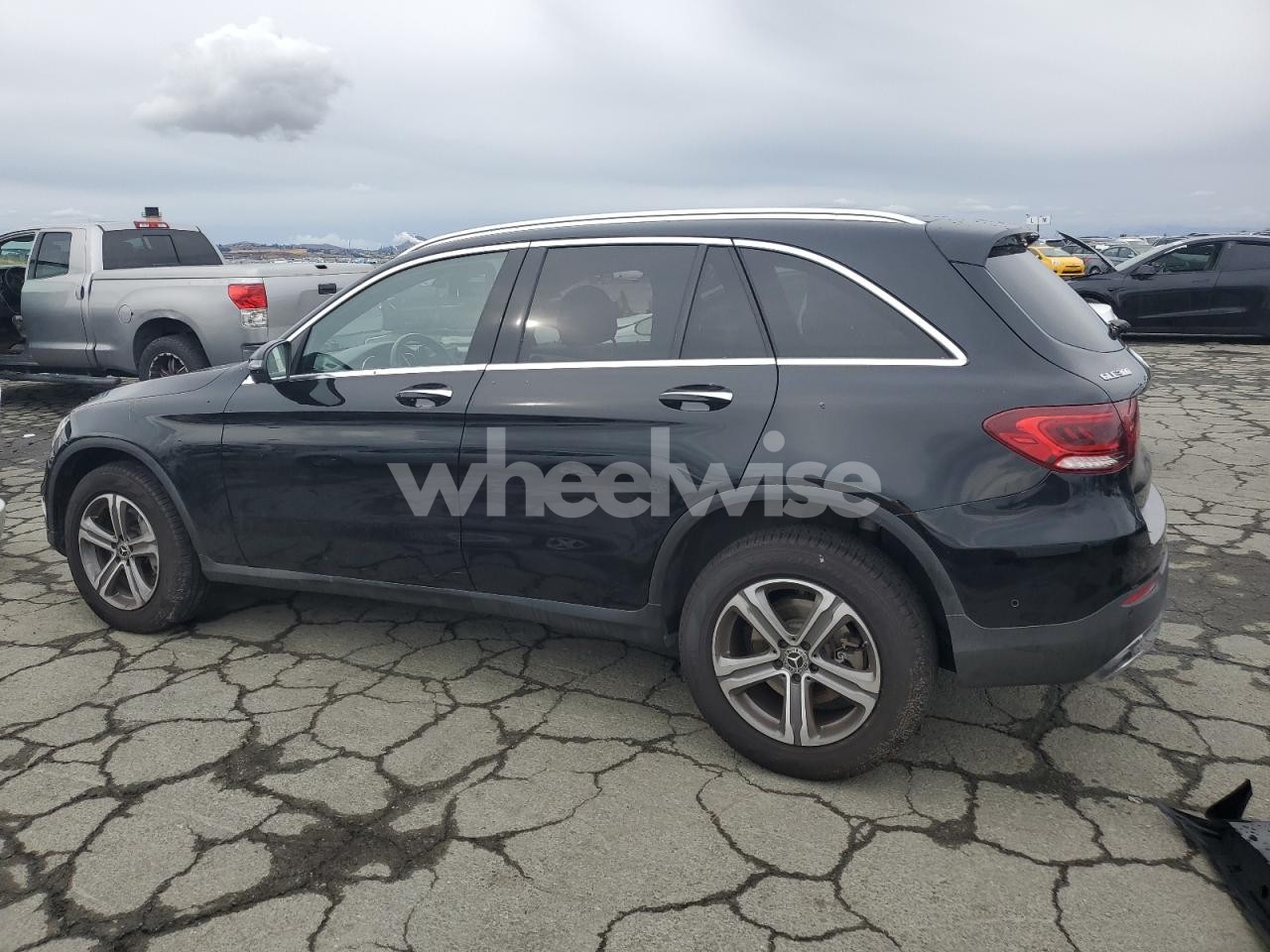 Photo 2 of 2021 MERCEDES-BENZ GLC 300 4MATIC (VIN W1N0G8EB3MV324856)