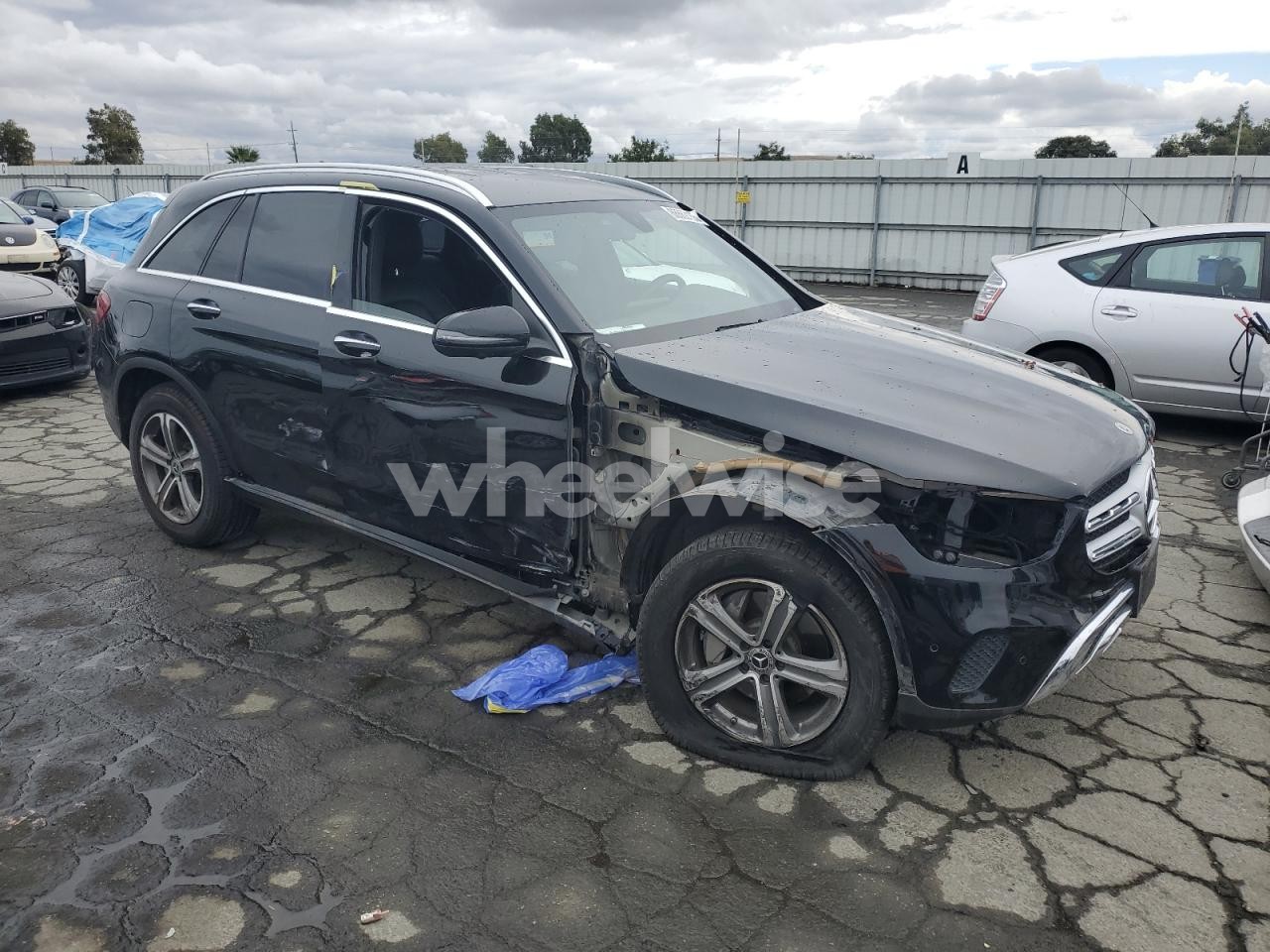 Photo 4 of 2021 MERCEDES-BENZ GLC 300 4MATIC (VIN W1N0G8EB3MV324856)