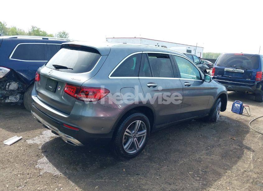 Photo 4 of 2022 Mercedes-benz Glc 300 4MATIC SUV (VIN W1N0G8EB3NV333526)