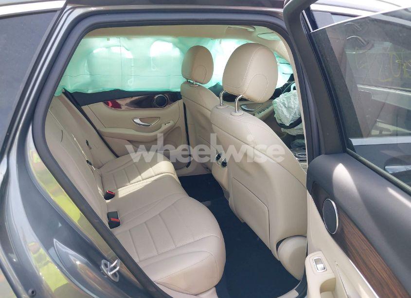 Photo 8 of 2022 Mercedes-benz Glc 300 4MATIC SUV (VIN W1N0G8EB3NV333526)