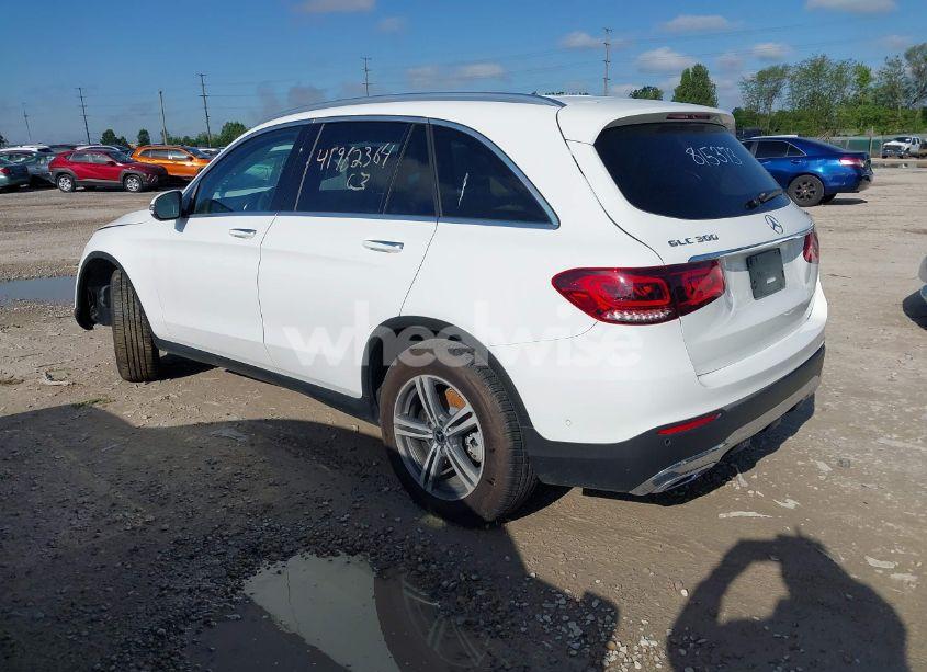 Photo 3 of 2020 Mercedes-benz Glc 300 4MATIC (VIN W1N0G8EB5LF815373)