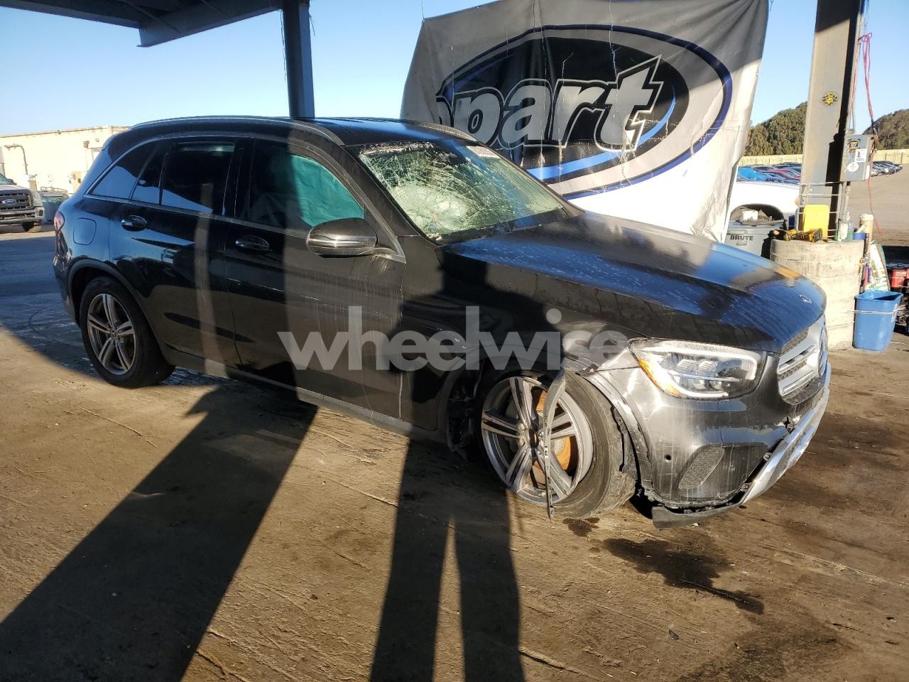 Photo 4 of 2022 MERCEDES-BENZ GLC 300 4MATIC (VIN W1N0G8EB5NV337853)